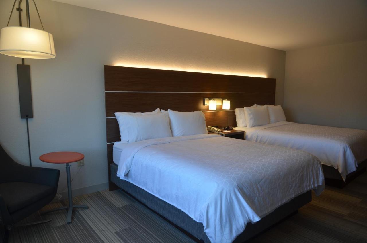 Holiday Inn Express Hotel & Suites Rochester By Ihg Экстерьер фото