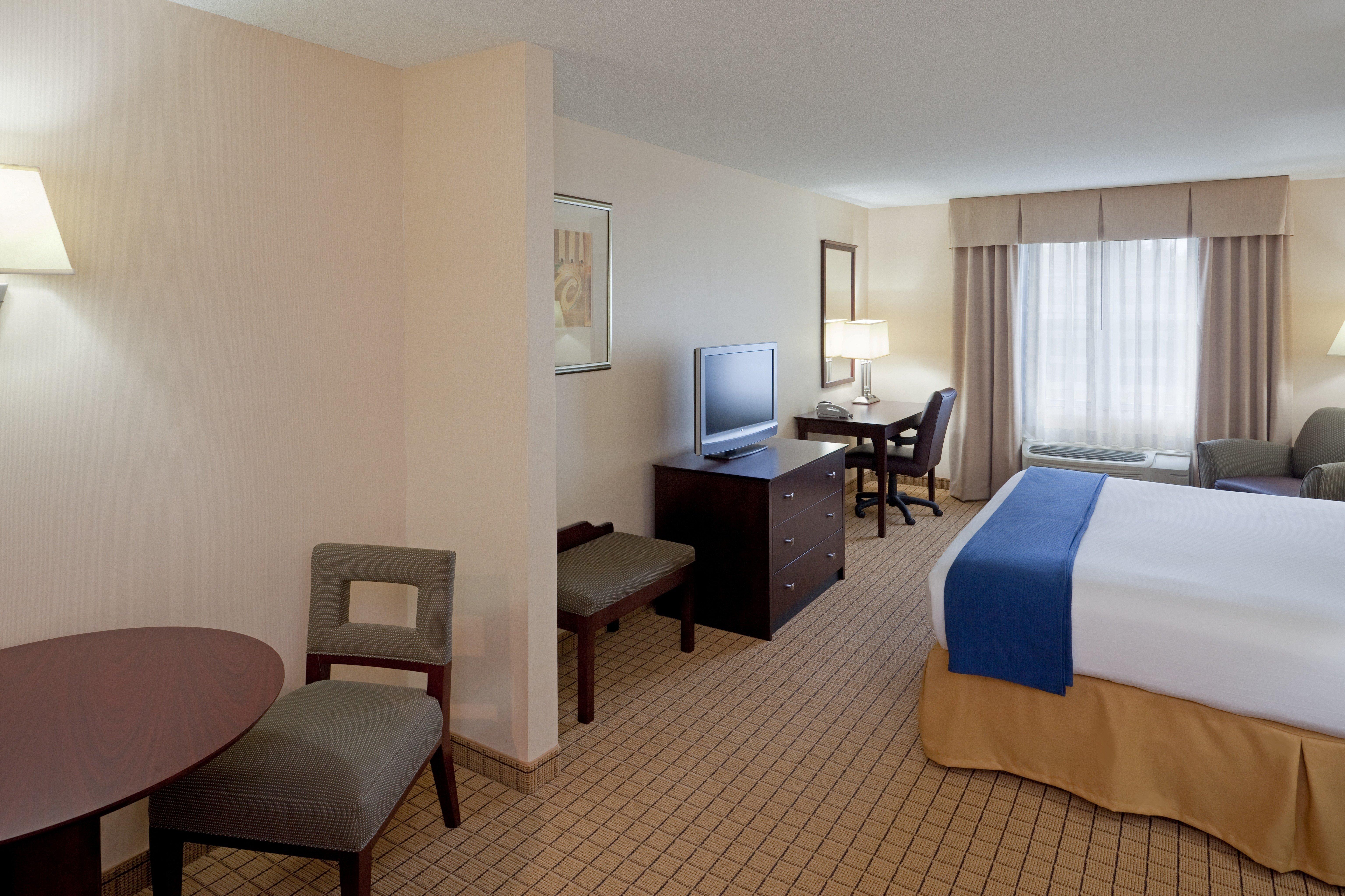 Holiday Inn Express Hotel & Suites Rochester By Ihg Номер фото