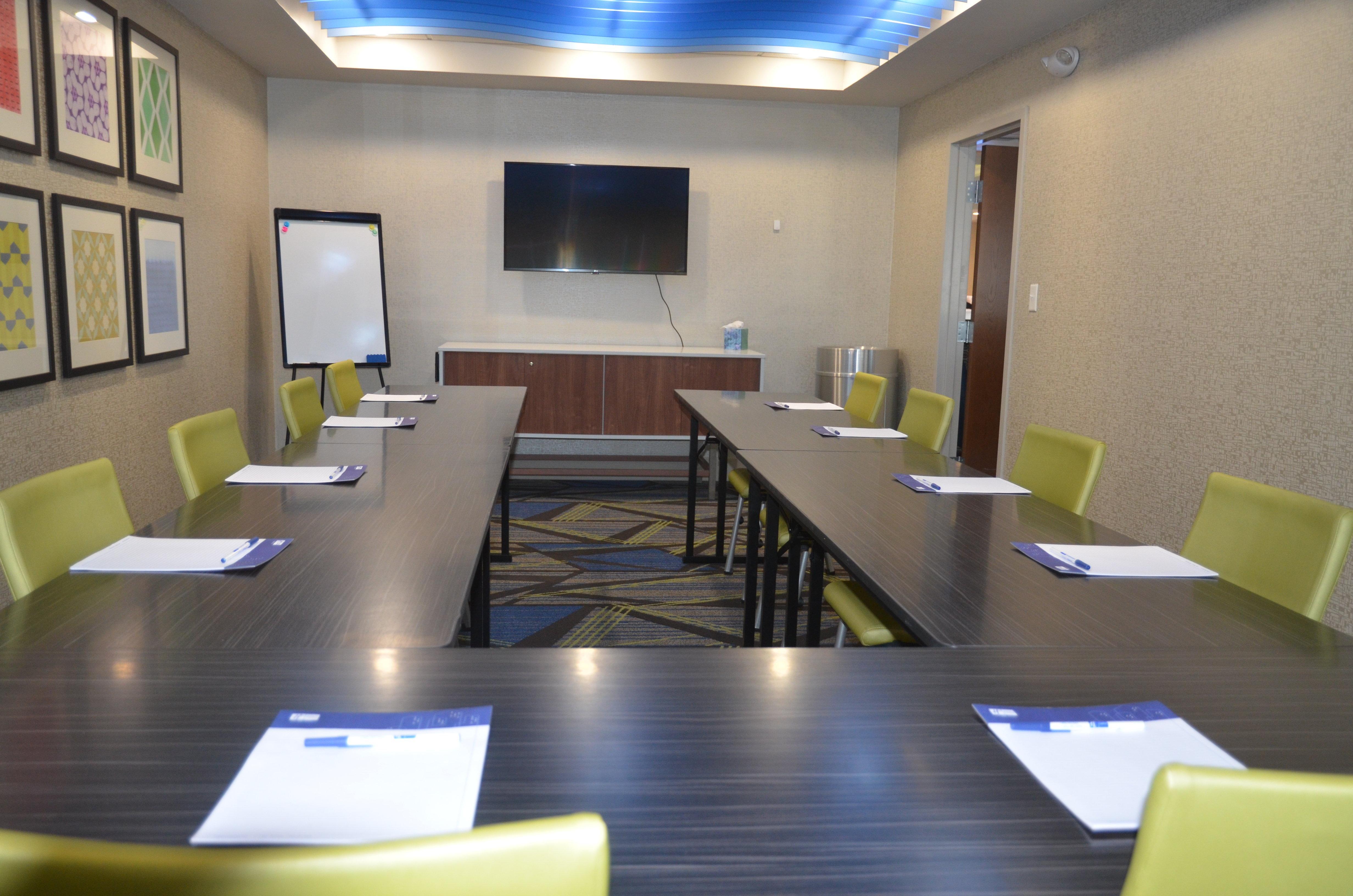 Holiday Inn Express Hotel & Suites Rochester By Ihg Экстерьер фото
