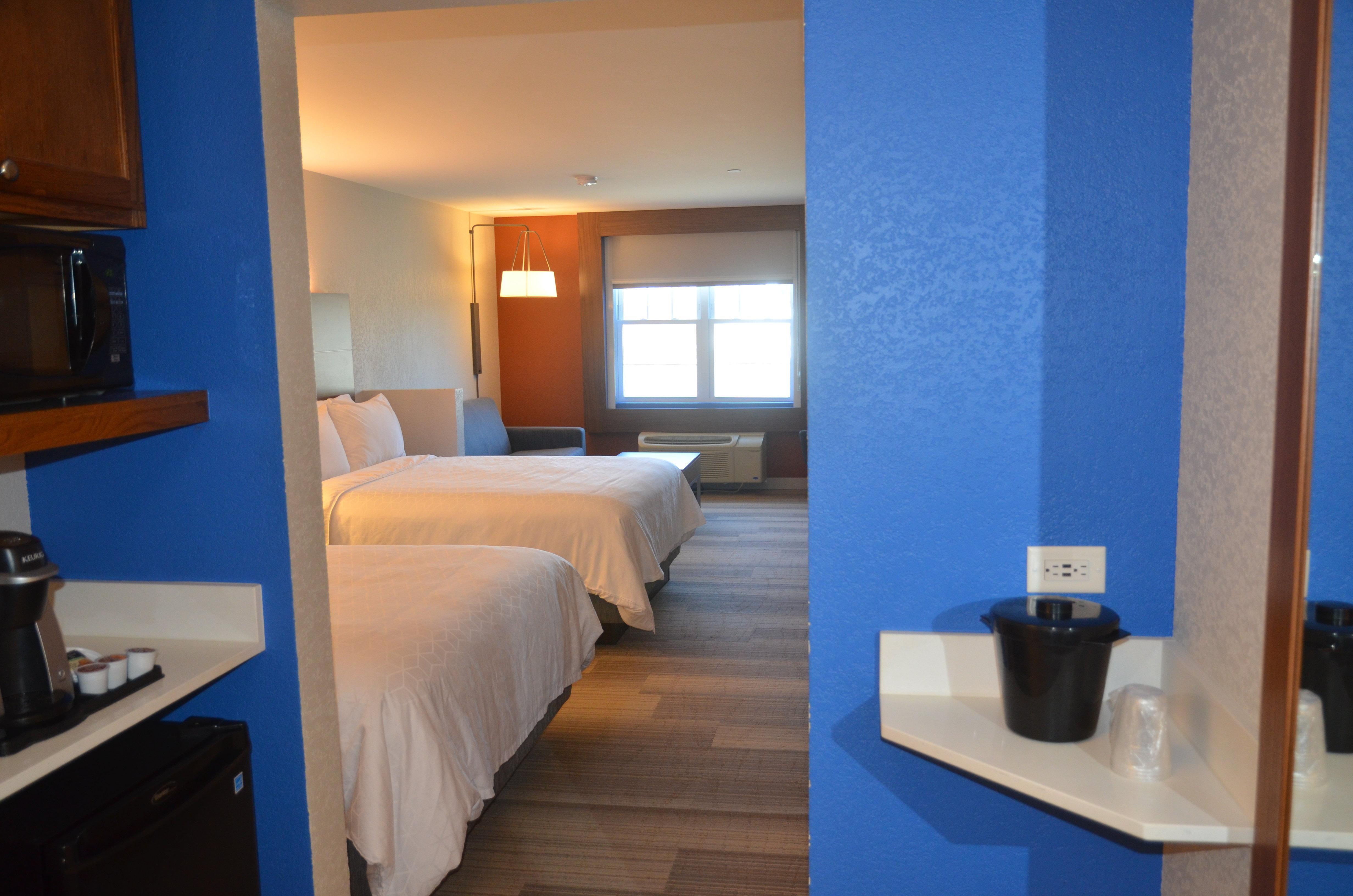 Holiday Inn Express Hotel & Suites Rochester By Ihg Экстерьер фото